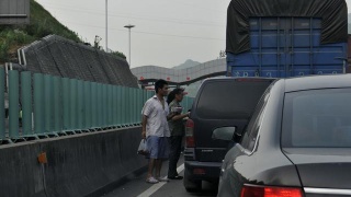 必一·体育|国有外资快递抢夺电商市场