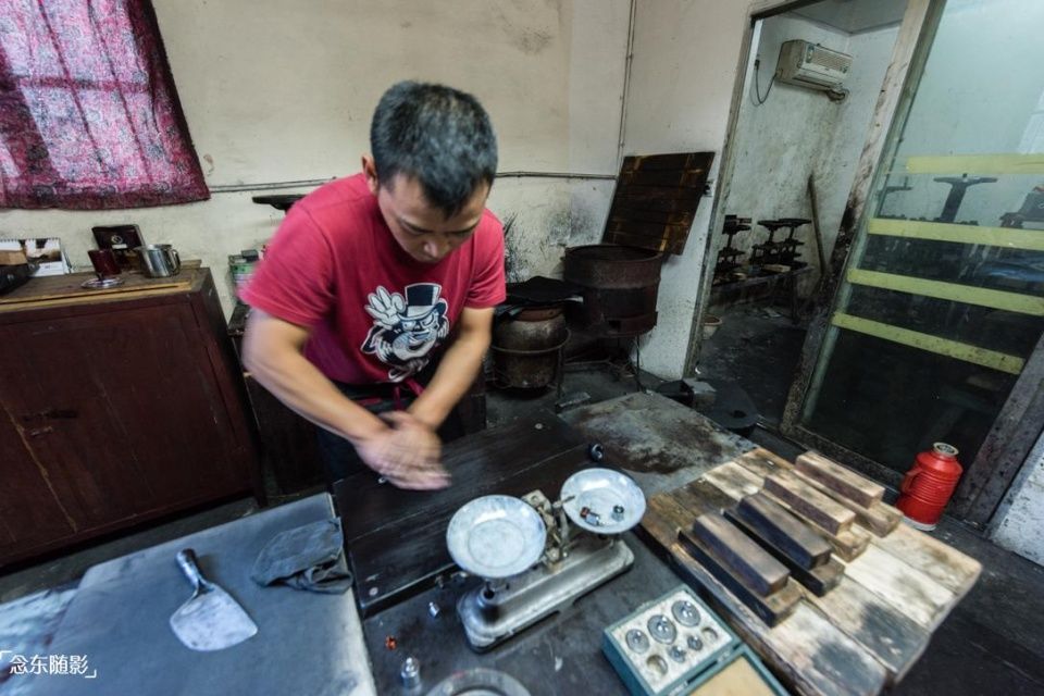 必一运动：日本防卫大学25名毕业生拒绝加入日本自卫队